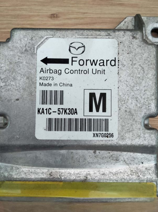 Hộp điều khiển xe Mazda 6